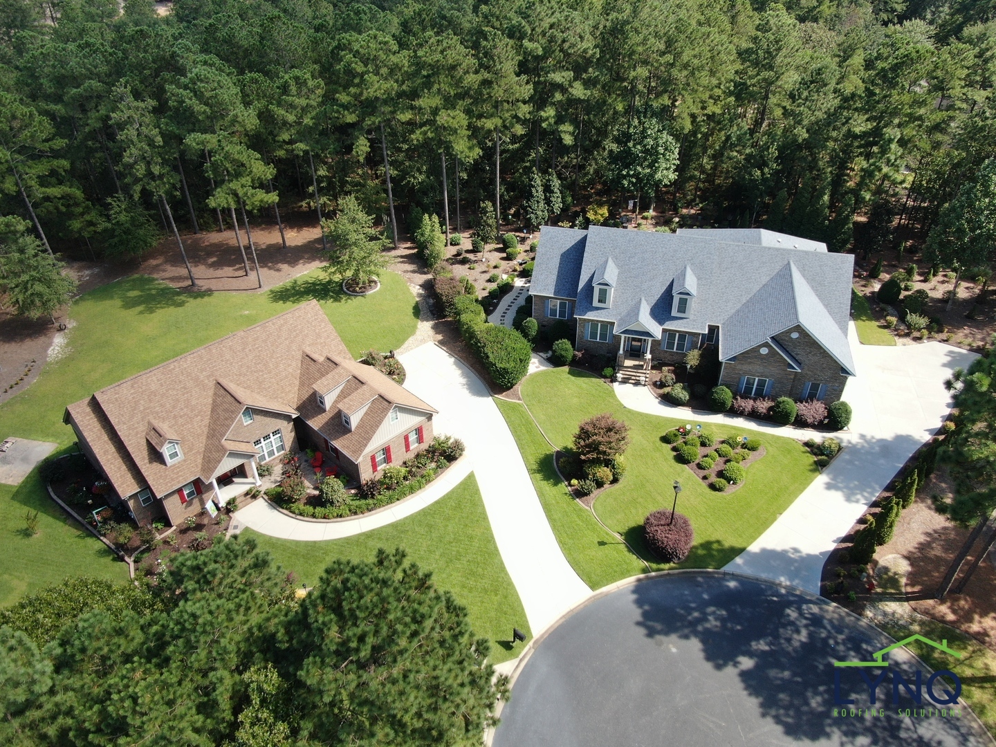 LYNQ Roofing homepage hero